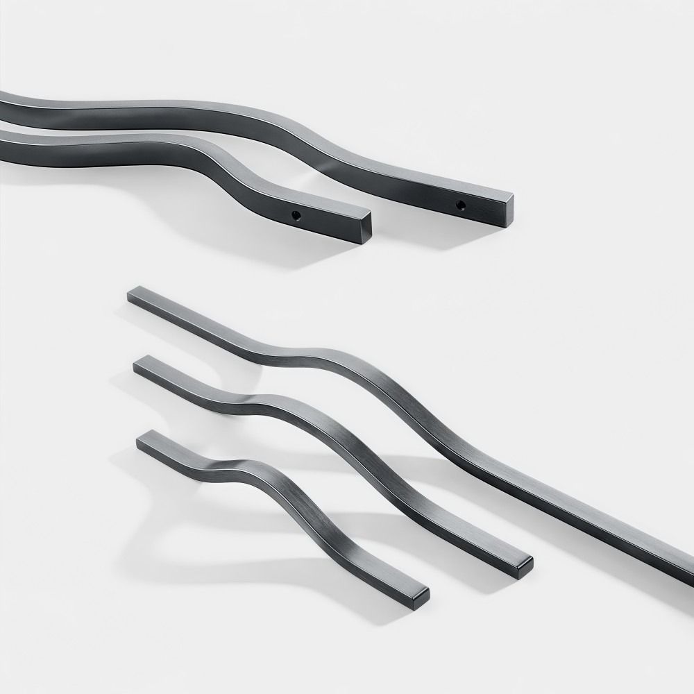 Maniglia per Mobile in Lega di - Curved Spring Bar recensione e prezzo
